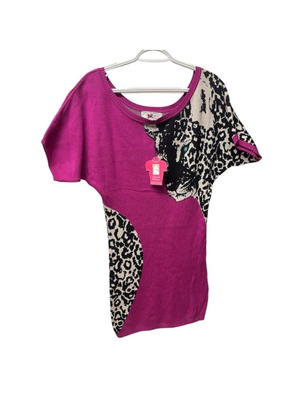 Anthropologie Yoana
Baraschi Pink and Black
Leopard print Knitwear Size
L